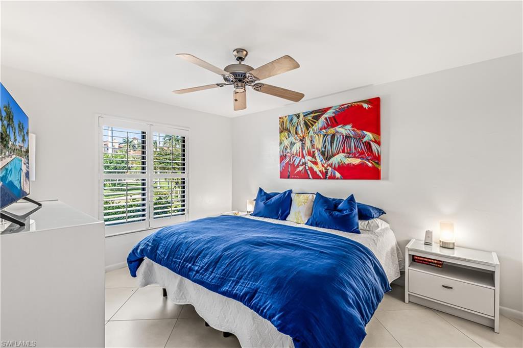 COURT OF PALMS - Residential