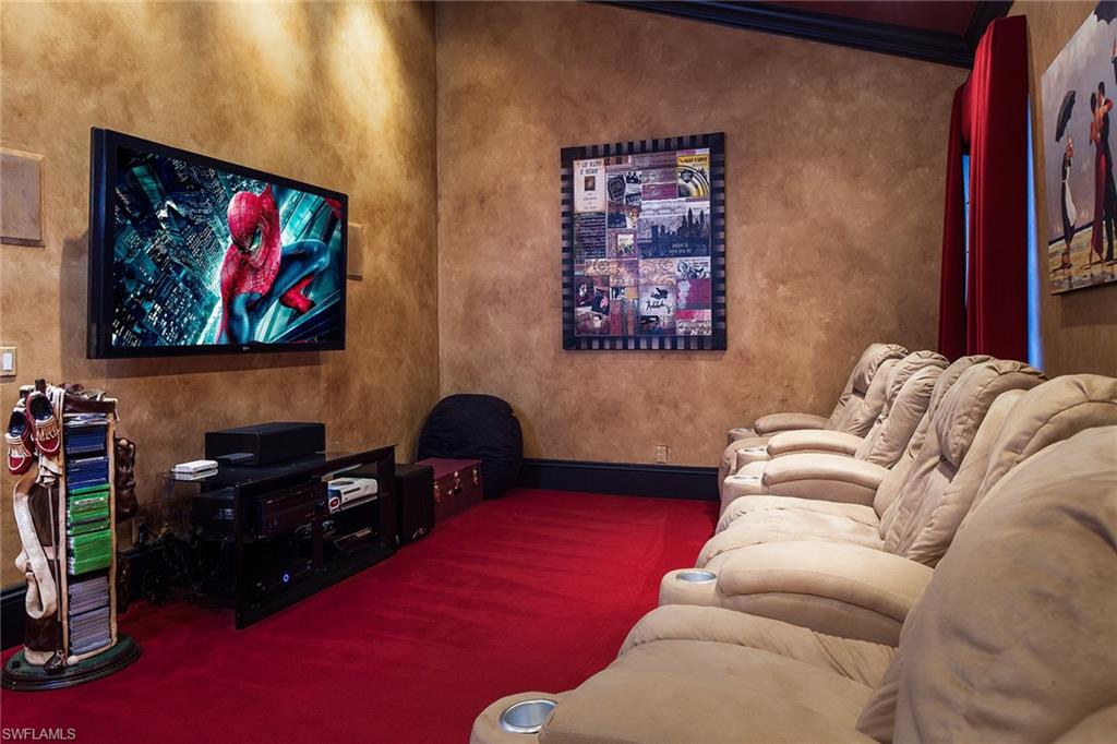 ESCADA AT TIBURON - Residential