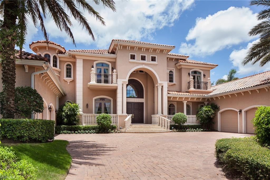 ESCADA AT TIBURON - Residential