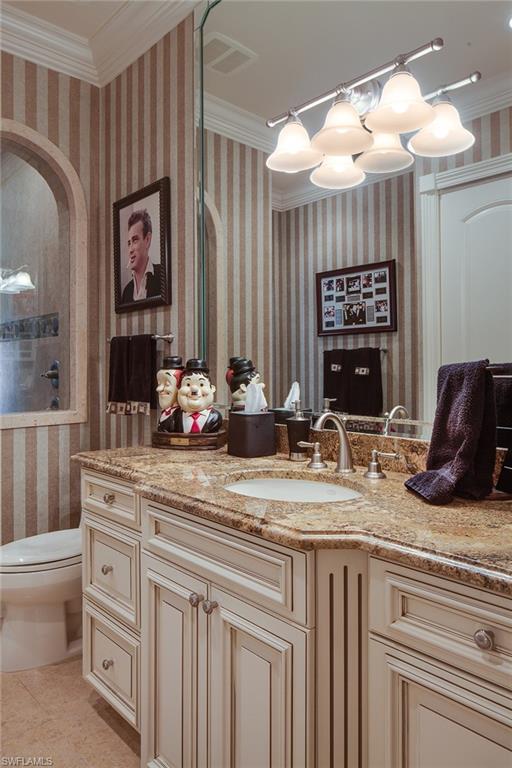 ESCADA AT TIBURON - Residential