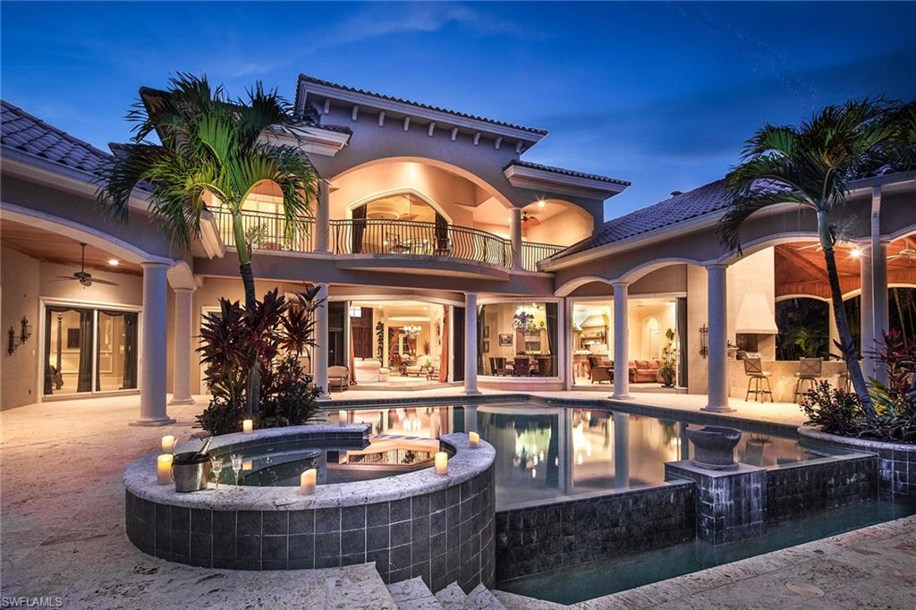 ESCADA AT TIBURON - Residential