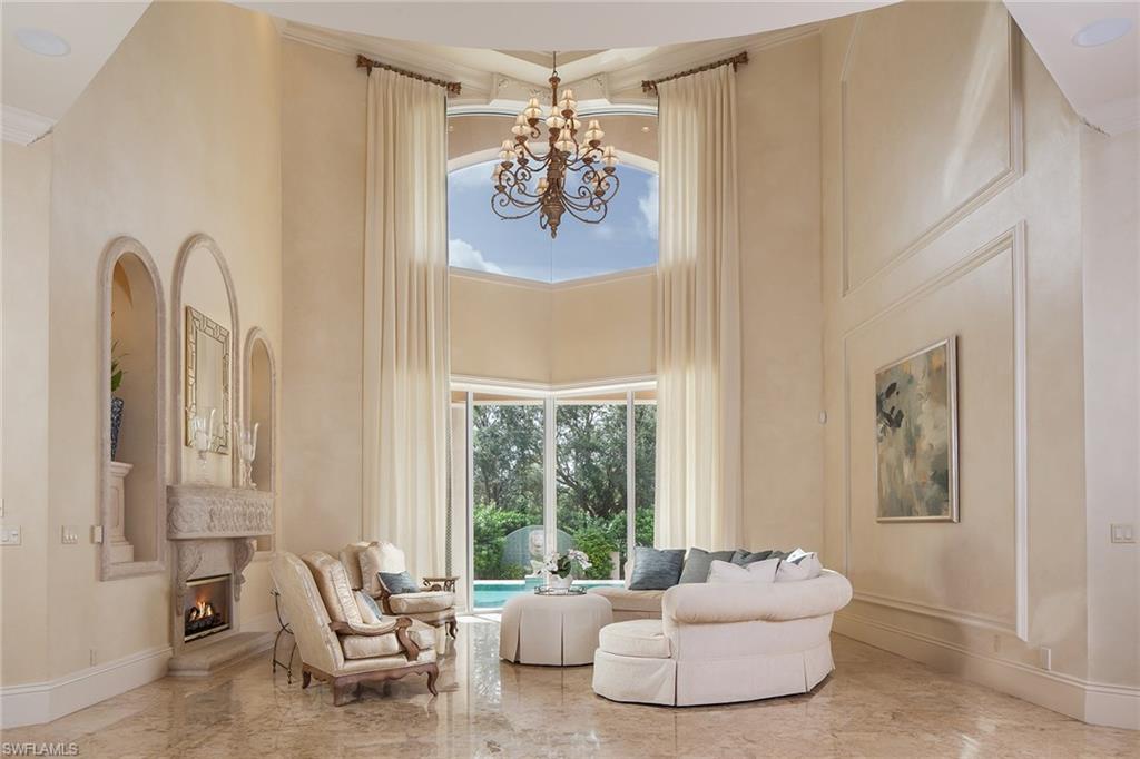 ESCADA AT TIBURON - Residential