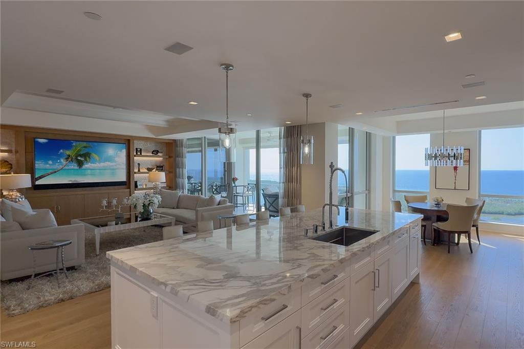 MYSTIQUE - Residential