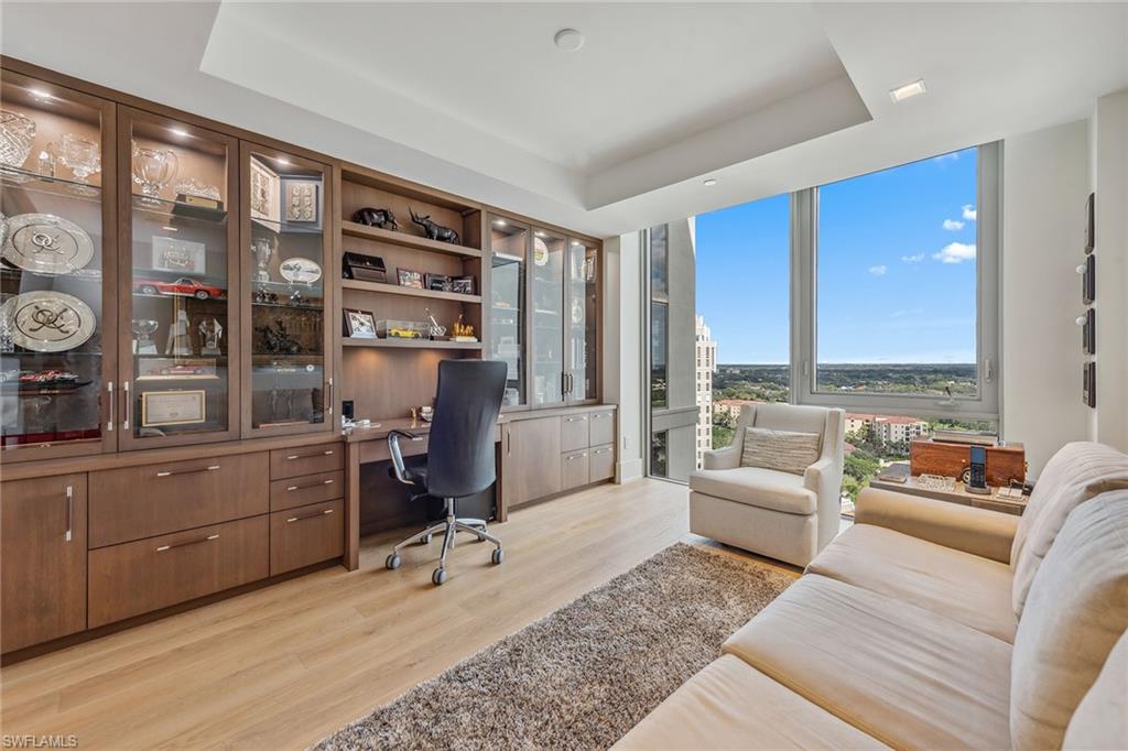 MYSTIQUE - Residential