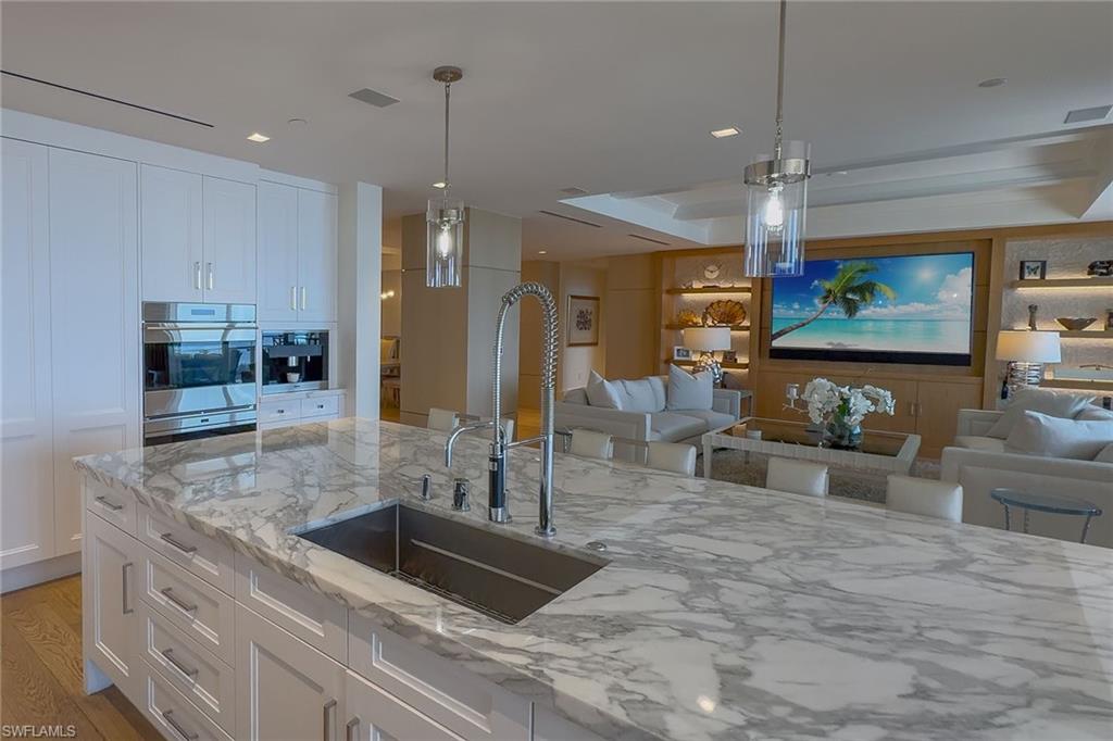 MYSTIQUE - Residential