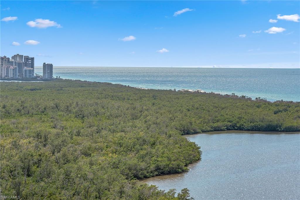 MYSTIQUE - Residential