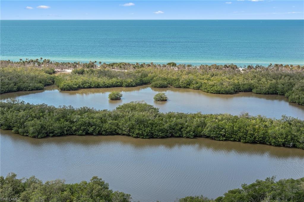 MYSTIQUE - Residential