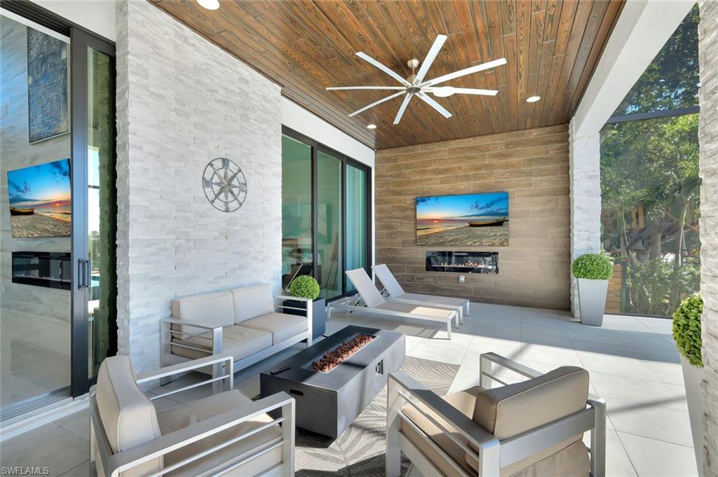 YACHT CLUB - Residential