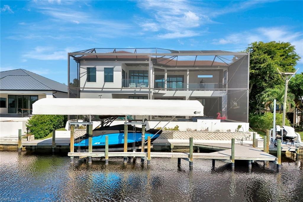 YACHT CLUB - Residential