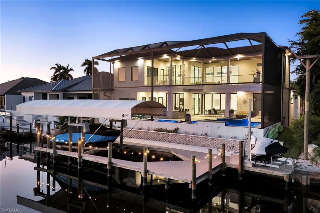 YACHT CLUB - Residential