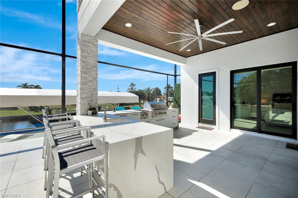 YACHT CLUB - Residential