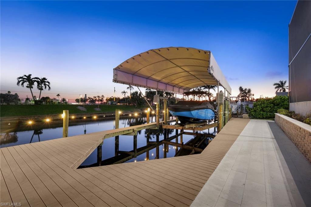 YACHT CLUB - Residential