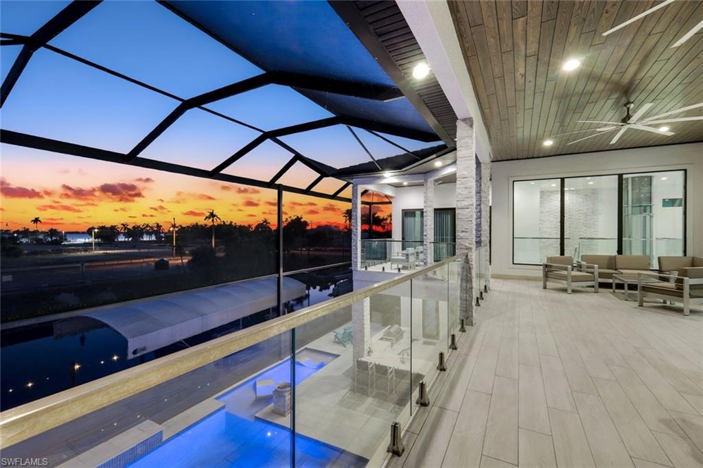 YACHT CLUB - Residential