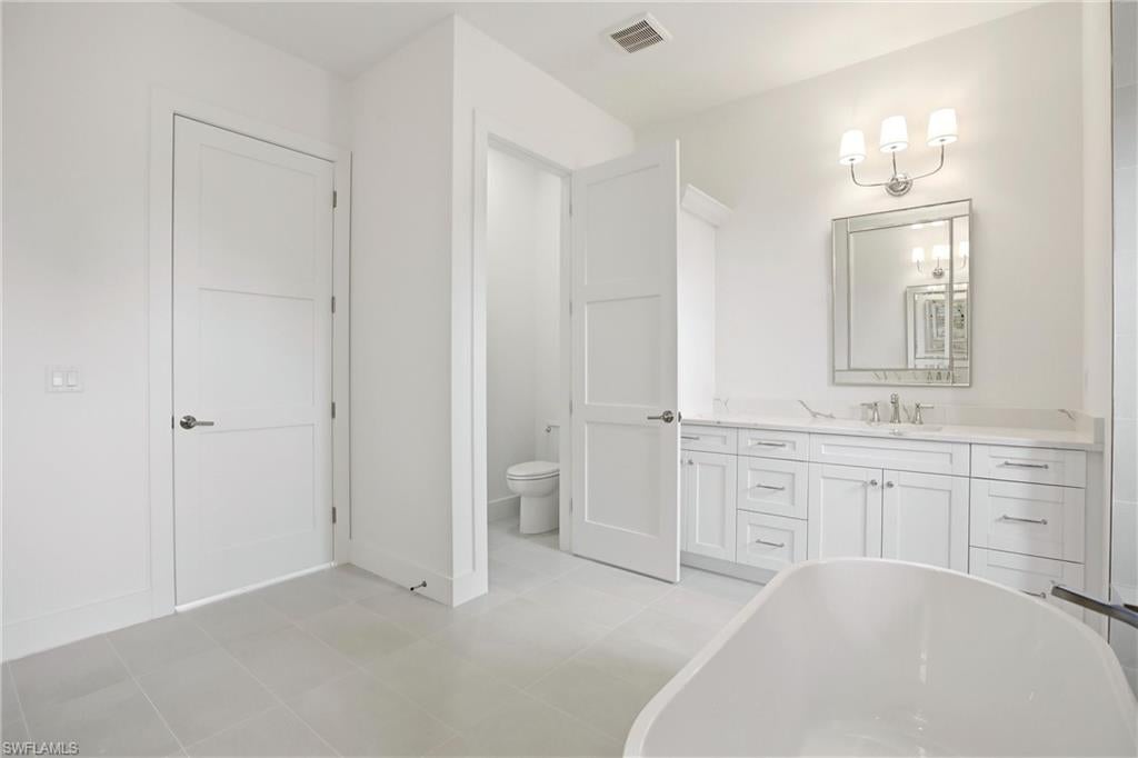Marco Island, Florida, 34145, United States, 5 Bedrooms Bedrooms, ,5 BathroomsBathrooms,Residential,Active,1963282