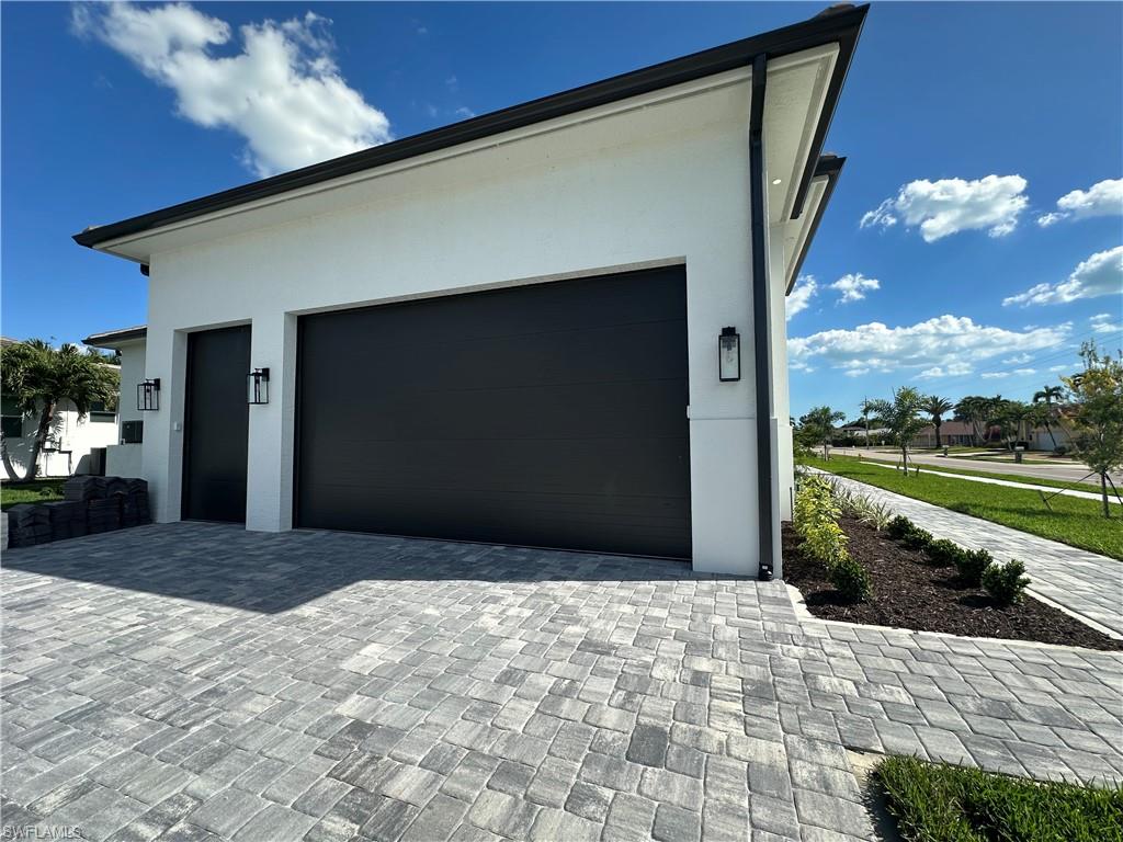 MARCO ISLAND - Residential