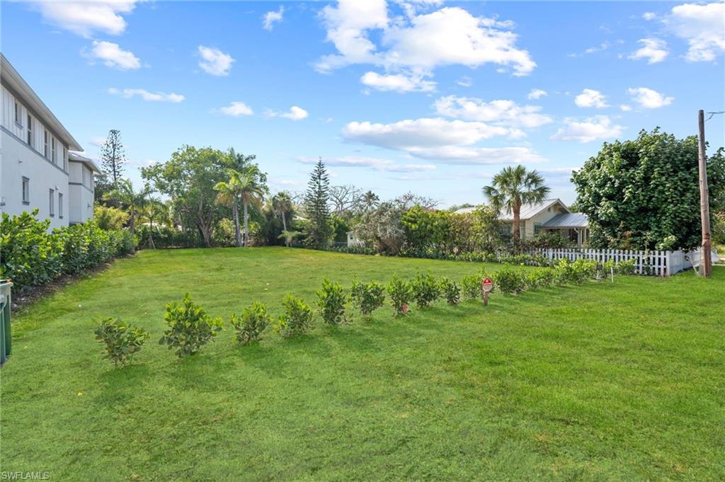 COL LEE CO GARDENS - Land