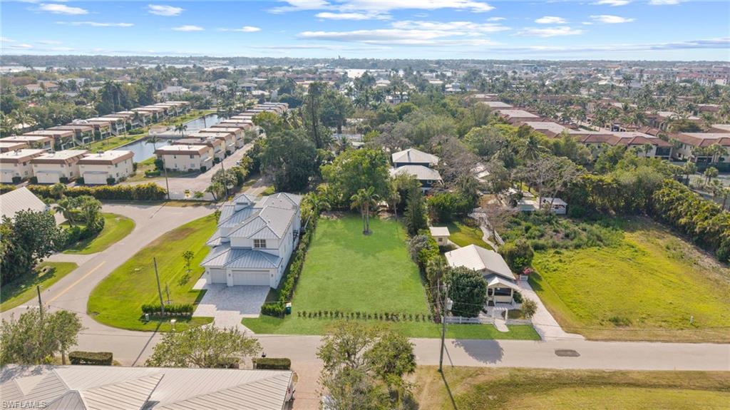 COL LEE CO GARDENS - Land