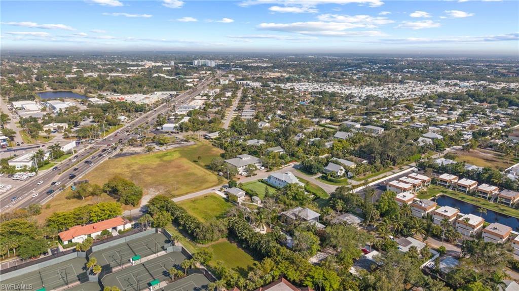 COL LEE CO GARDENS - Land