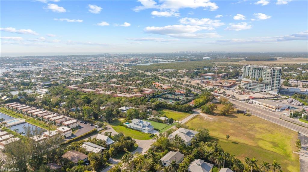 COL LEE CO GARDENS - Land