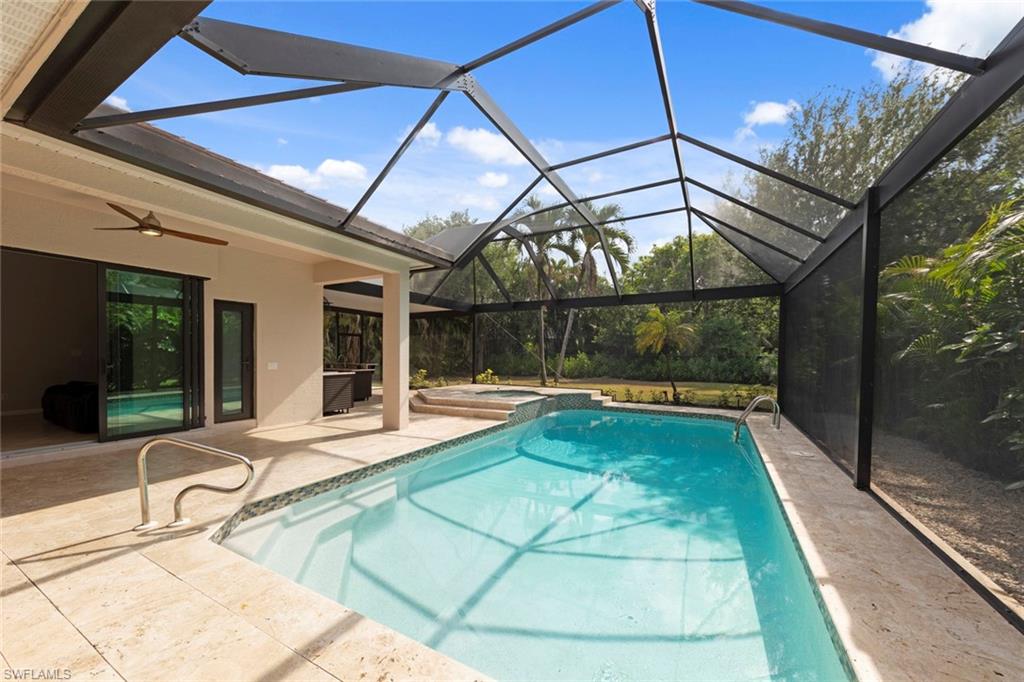 AUTUMN WOODS - Residential