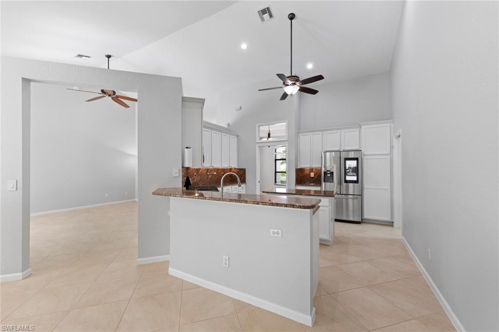 AUTUMN WOODS - Residential