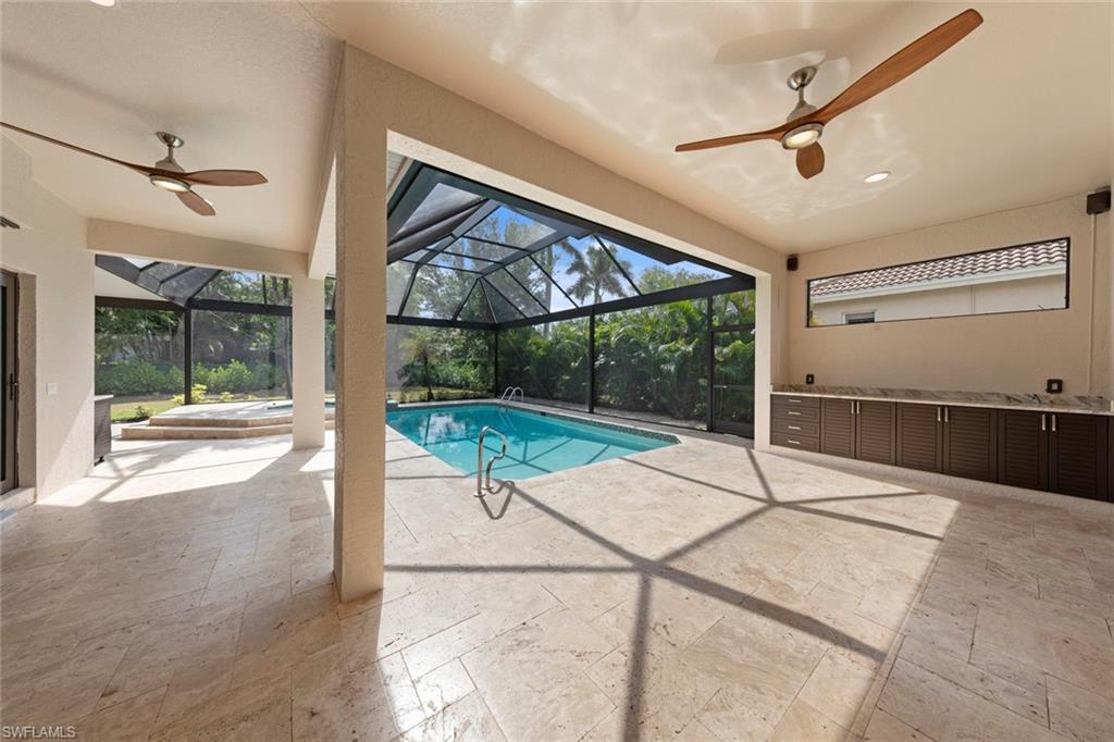 AUTUMN WOODS - Residential