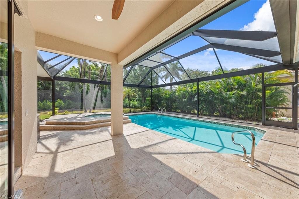 AUTUMN WOODS - Residential