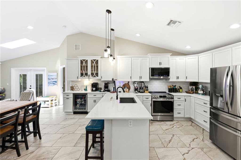 ISLAND PARK WOODS - Residential Lease