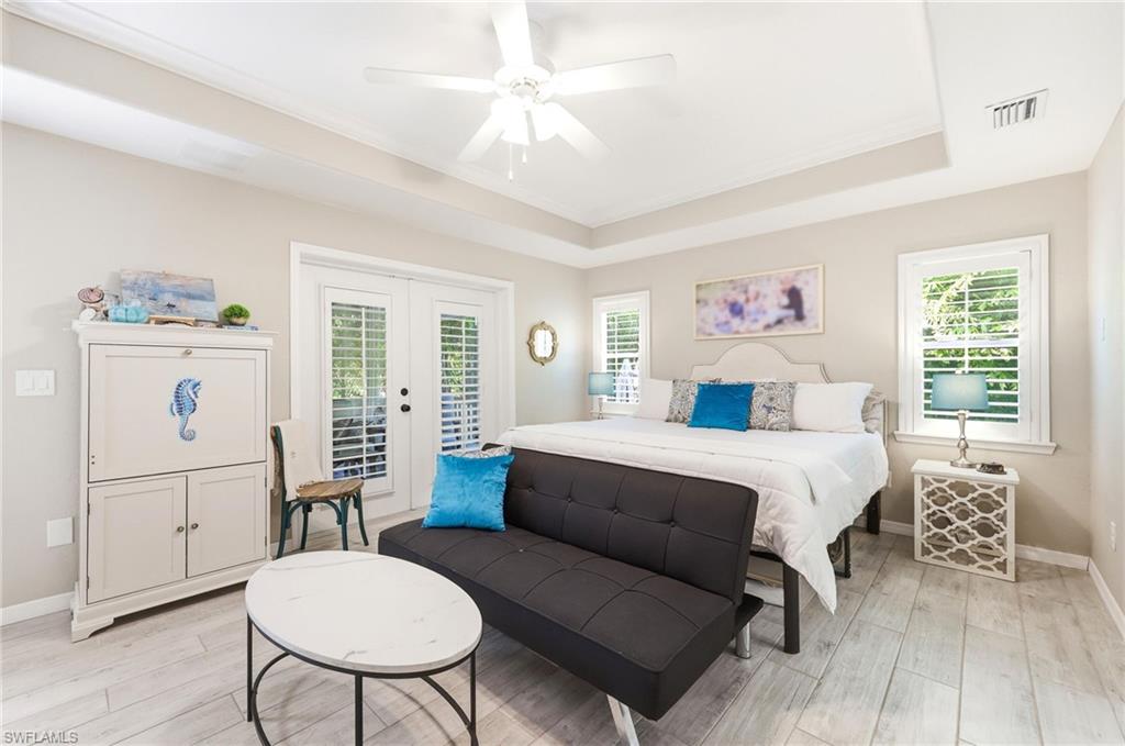 ISLAND PARK WOODS - Residential Lease