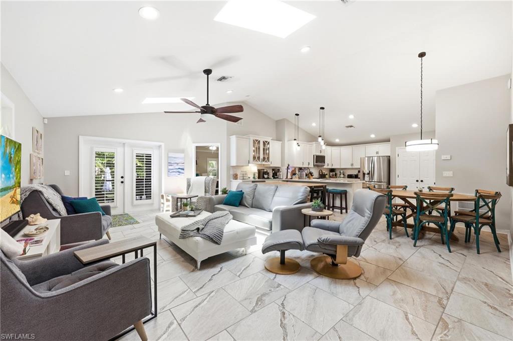 ISLAND PARK WOODS - Residential Lease