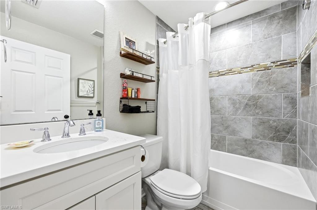 ISLAND PARK WOODS - Residential Lease