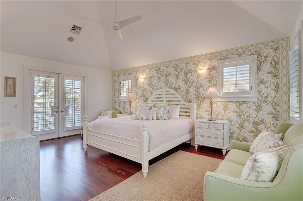 AQUALANE SHORES - Residential Lease