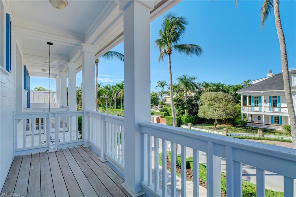 AQUALANE SHORES - Residential Lease