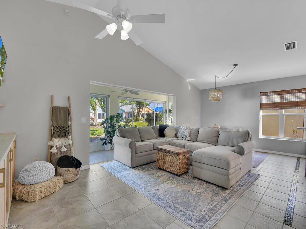 PALM ISLE - Residential