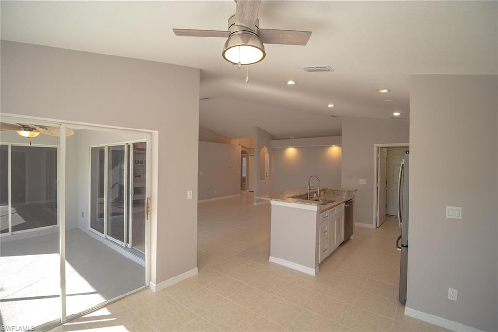 COLONY PINES - Residential