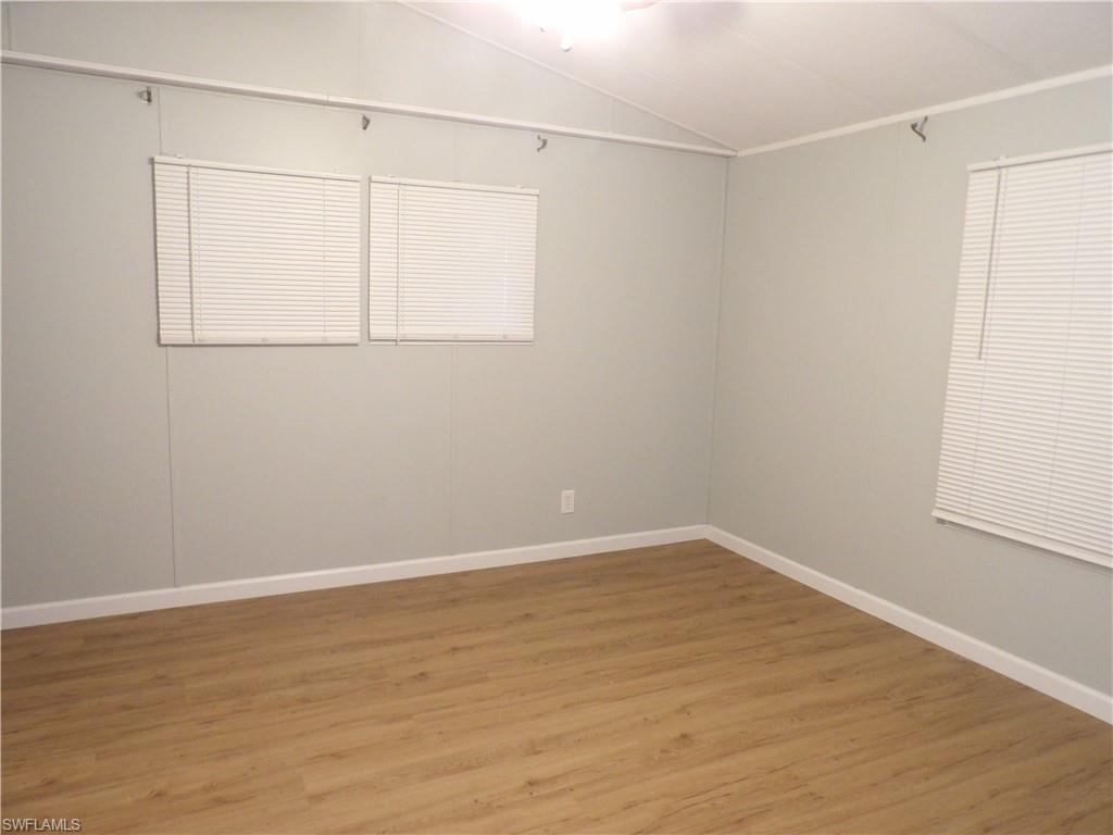 MOBILE MANOR - Residential