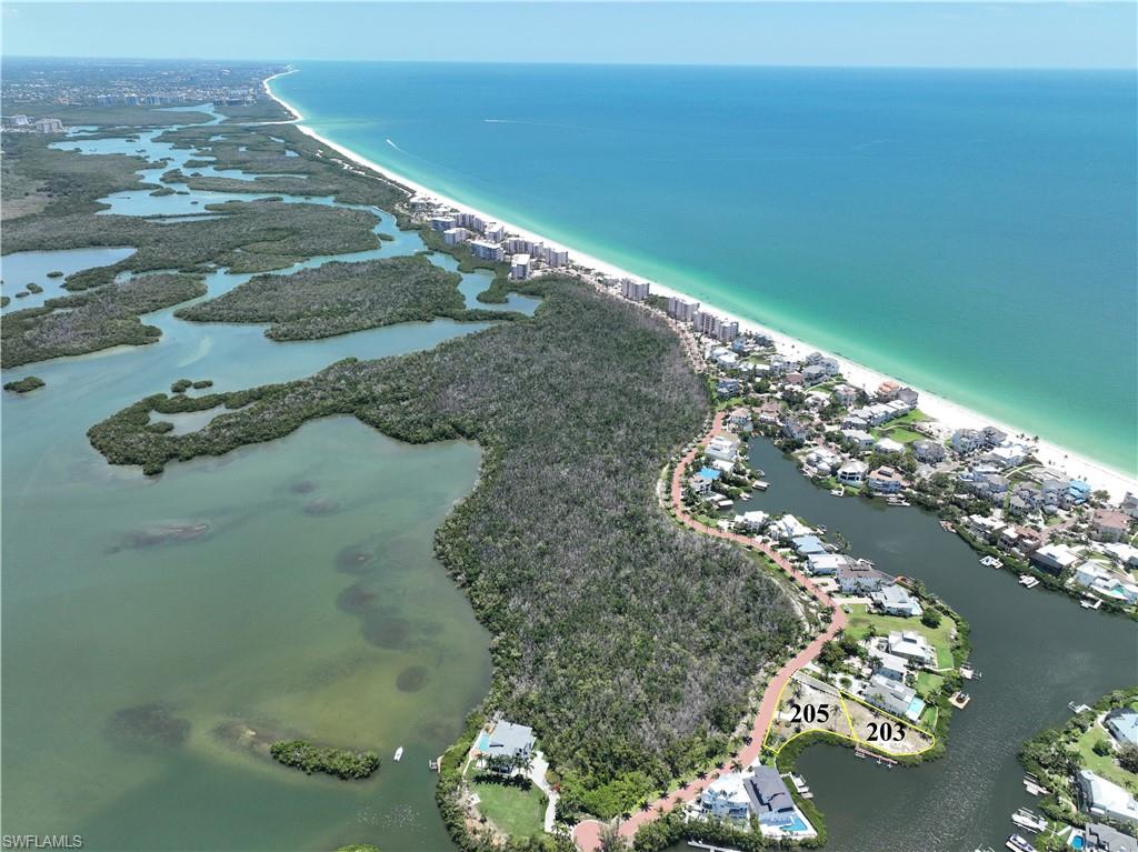 BAYFRONT GARDENS - Land