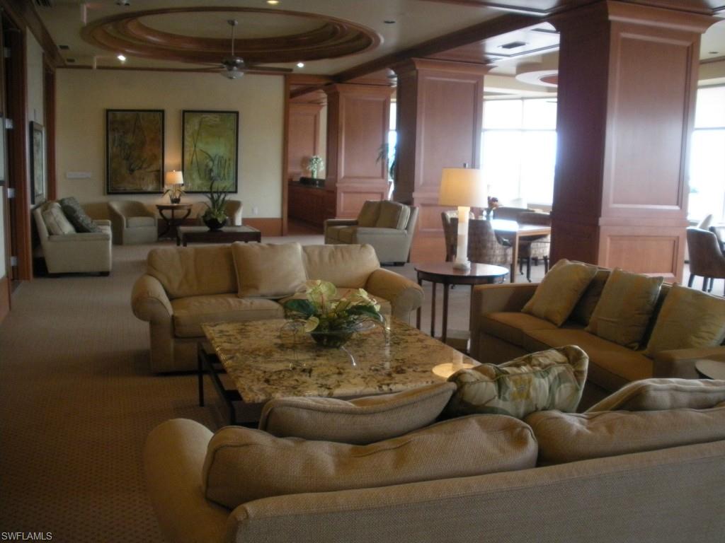 HIGH POINT PLACE - Residential