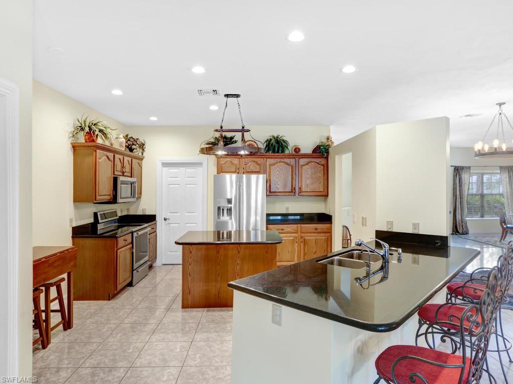 GOLDEN GATE ESTATES - Residential