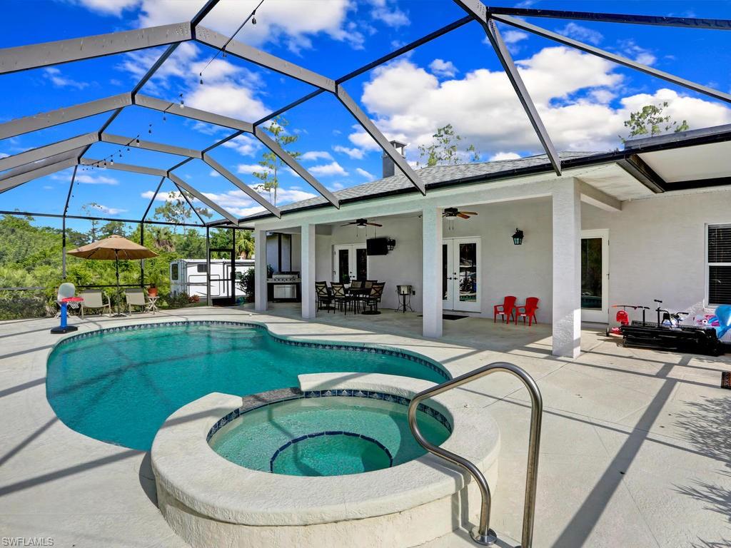 GOLDEN GATE ESTATES - Residential