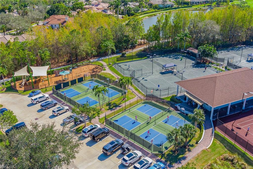 QUAIL WEST - Residential