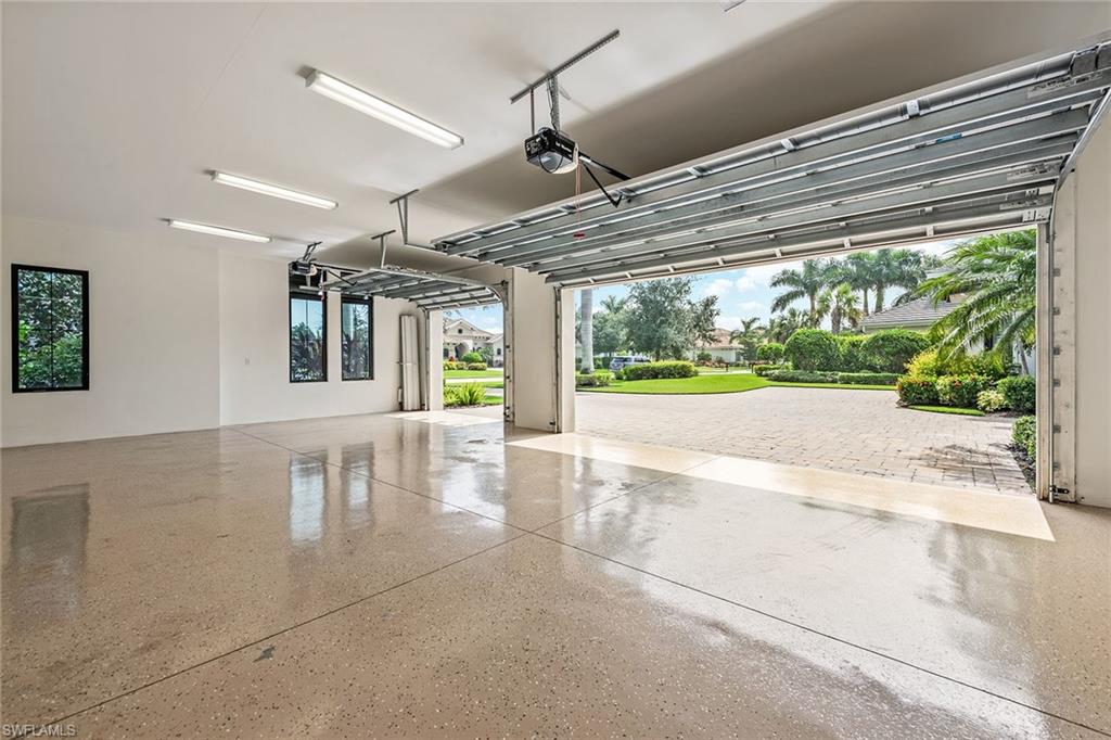 QUAIL WEST - Residential