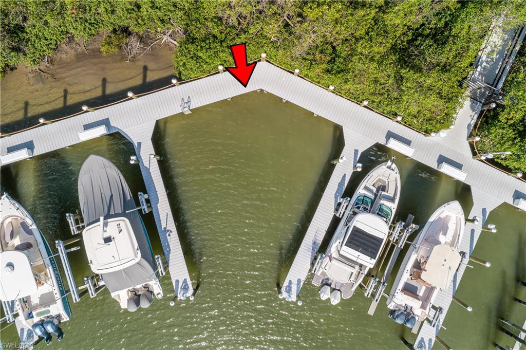 400 Bay Club DR