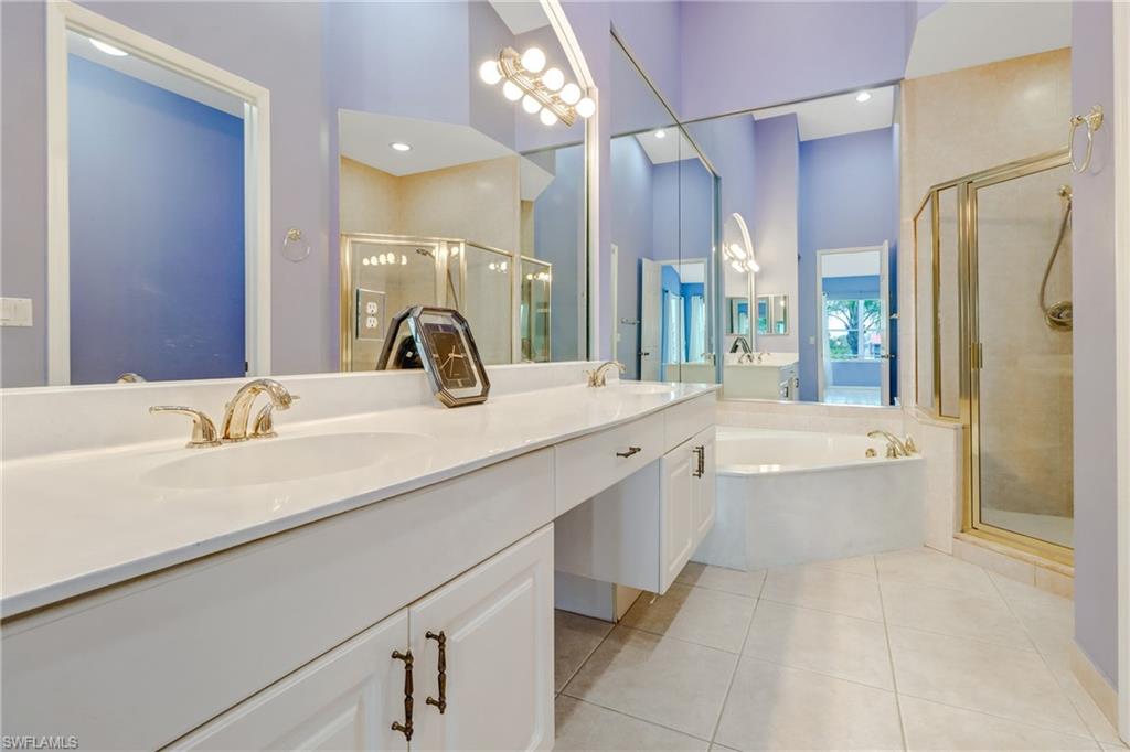 HUNTINGTON LAKES - Residential