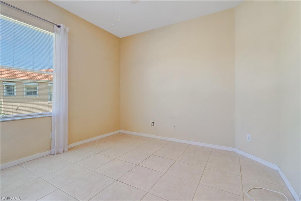 HUNTINGTON LAKES - Residential