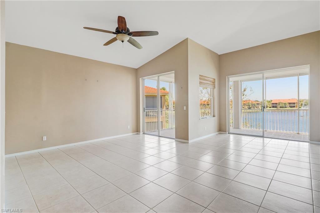 HUNTINGTON LAKES - Residential