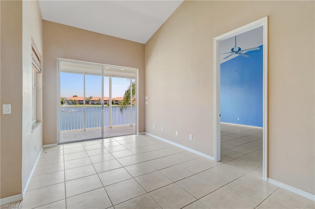 HUNTINGTON LAKES - Residential