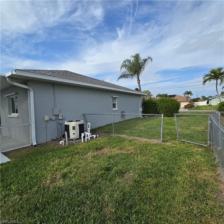 CAPE CORAL - Residential
