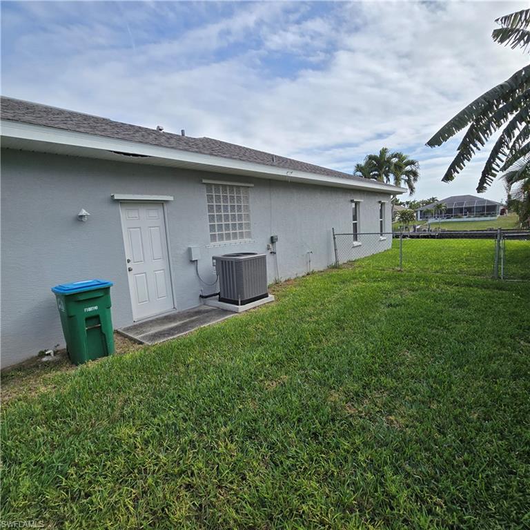 CAPE CORAL - Residential