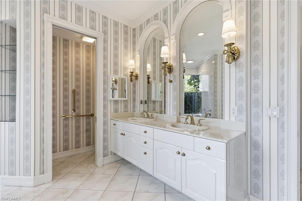 PINE RIDGE - Residential